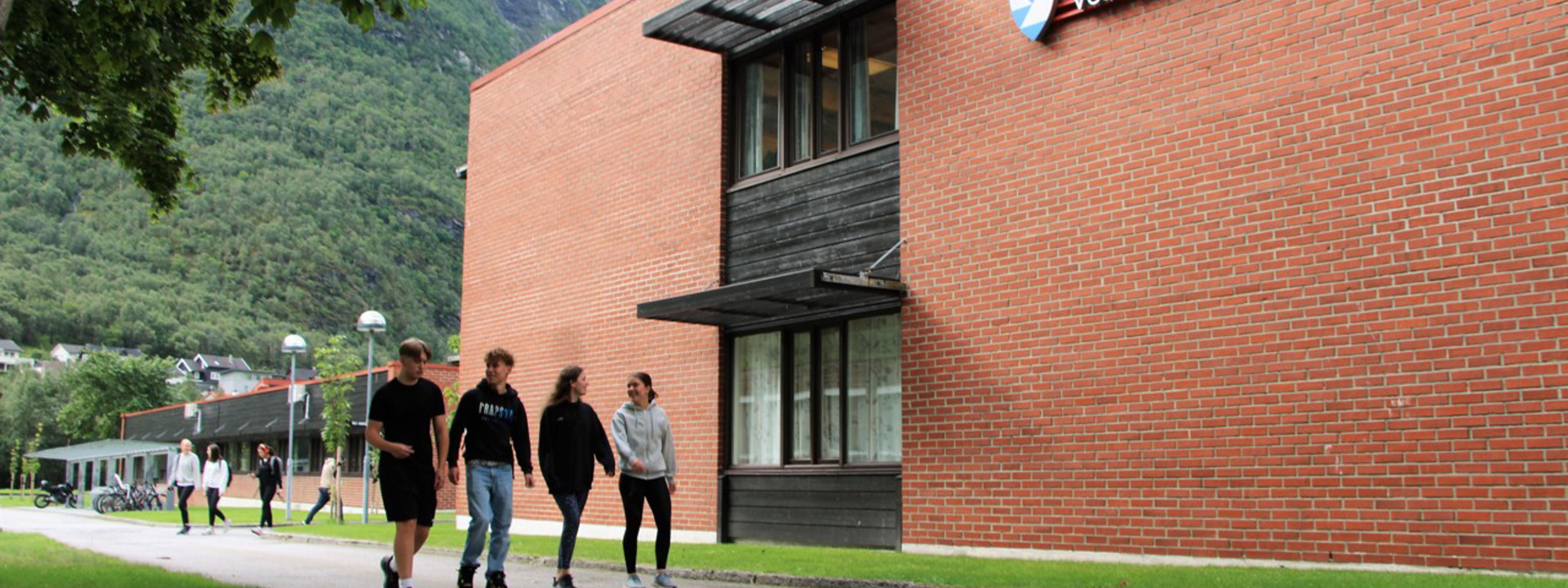 Årdal vidaregåande skule