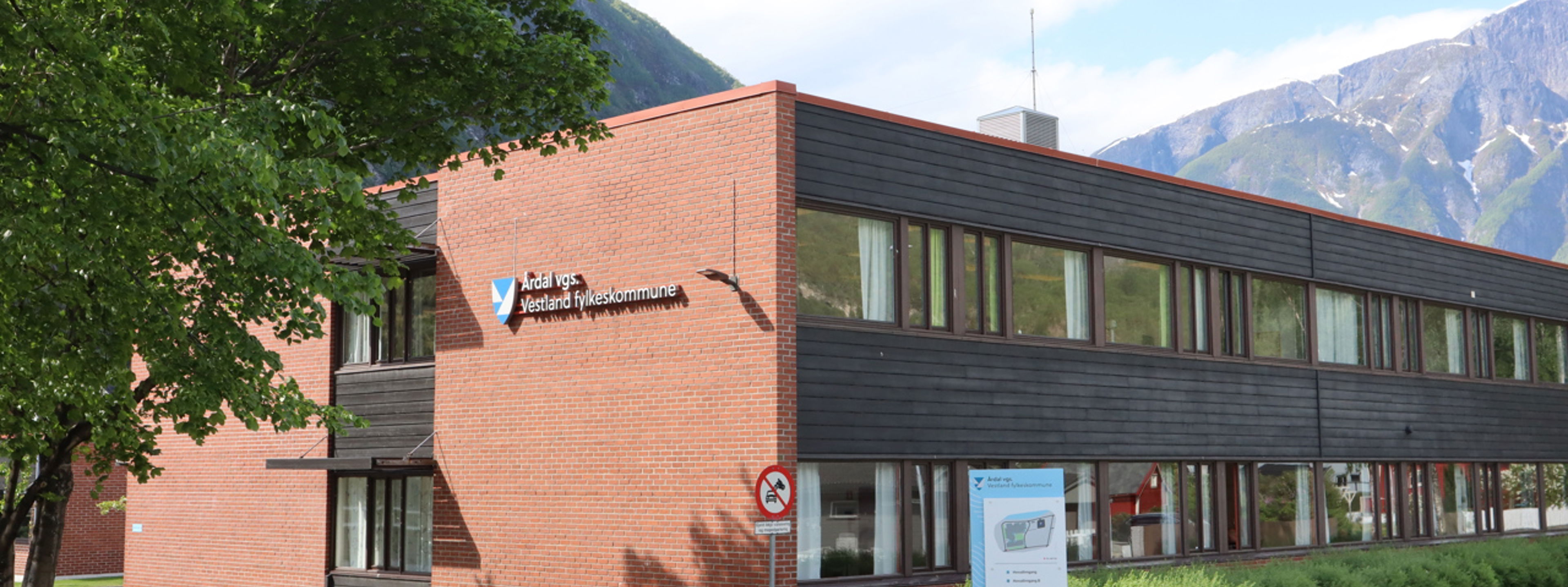 Skulen vår